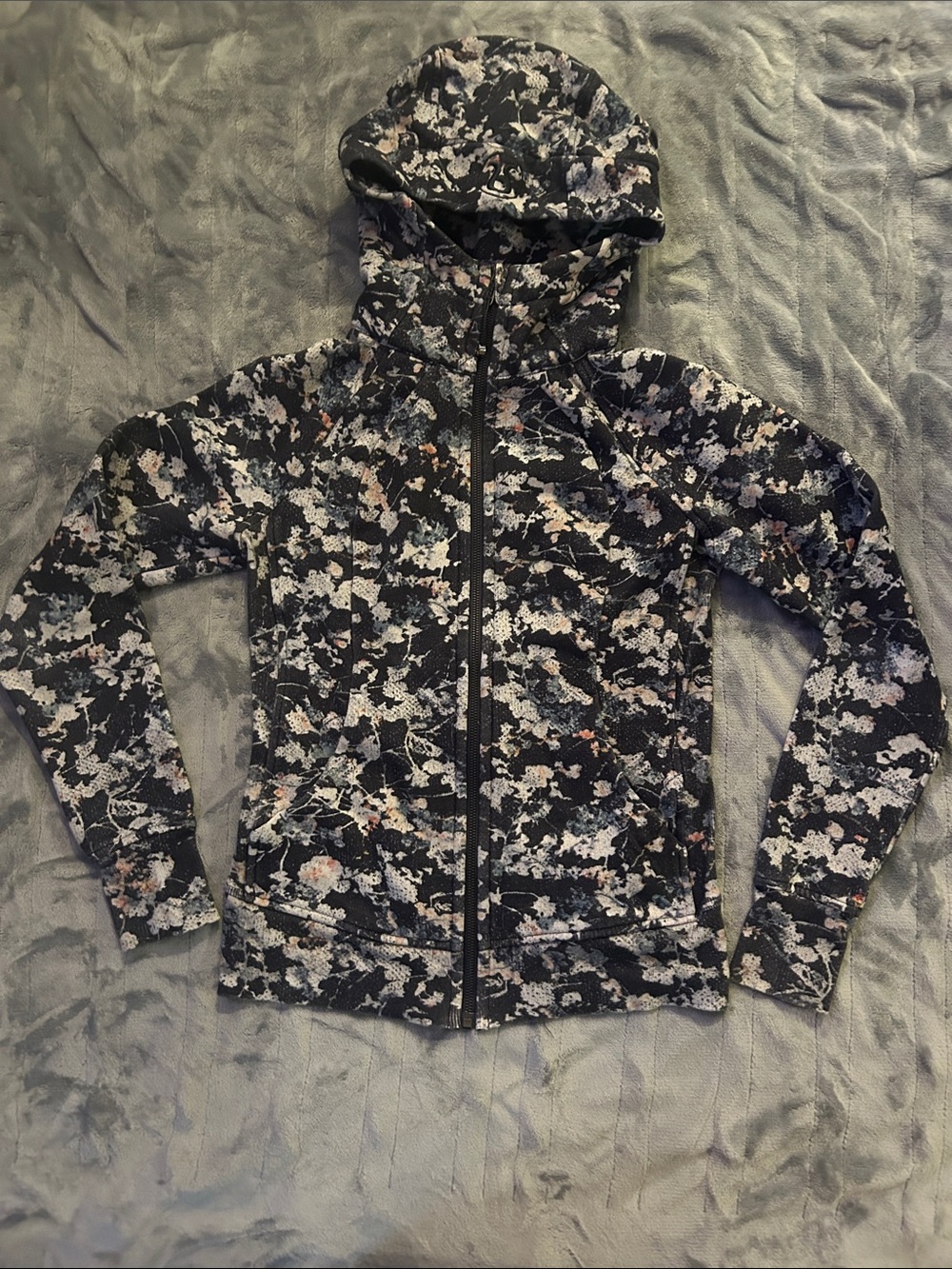 lululemon athletica Black Multicolor Floral Zip Scuba